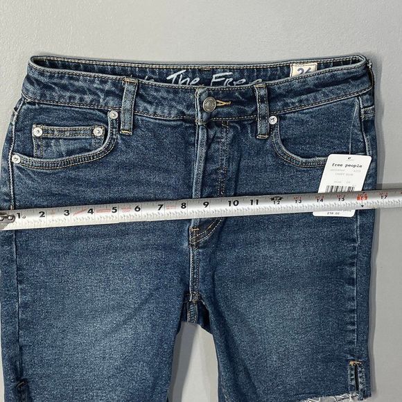 Free People Cadet Blue Women's Size 26 Distressed High Rise jean Shorts - Picture 4 of 8